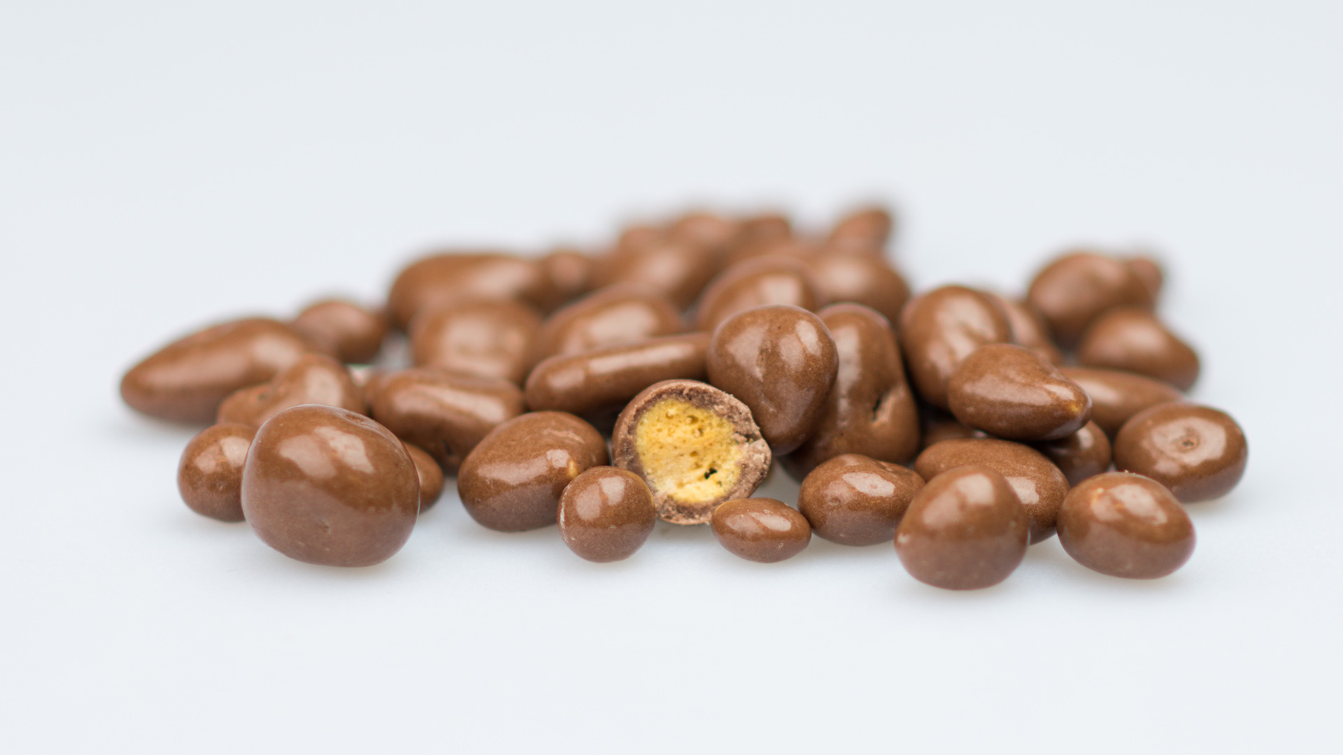 Milk Chocolate Bites Henleys Connoisseurs of Confectionery